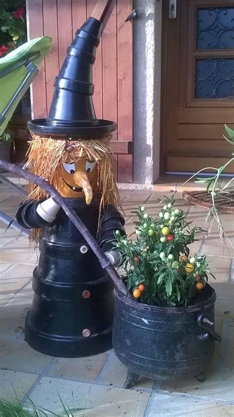 Garden witch hat